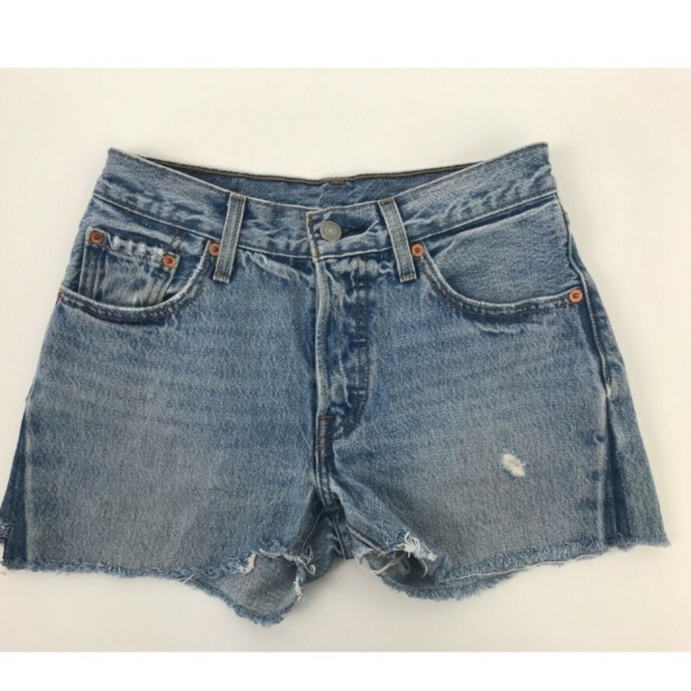 Levi 501 Button Fly Cut Off Denim Daisy Jean short